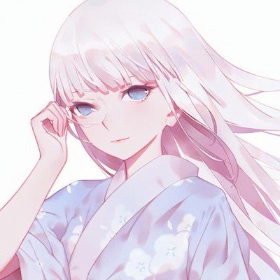 女子半年没回家卧室开窗变邻居阳台